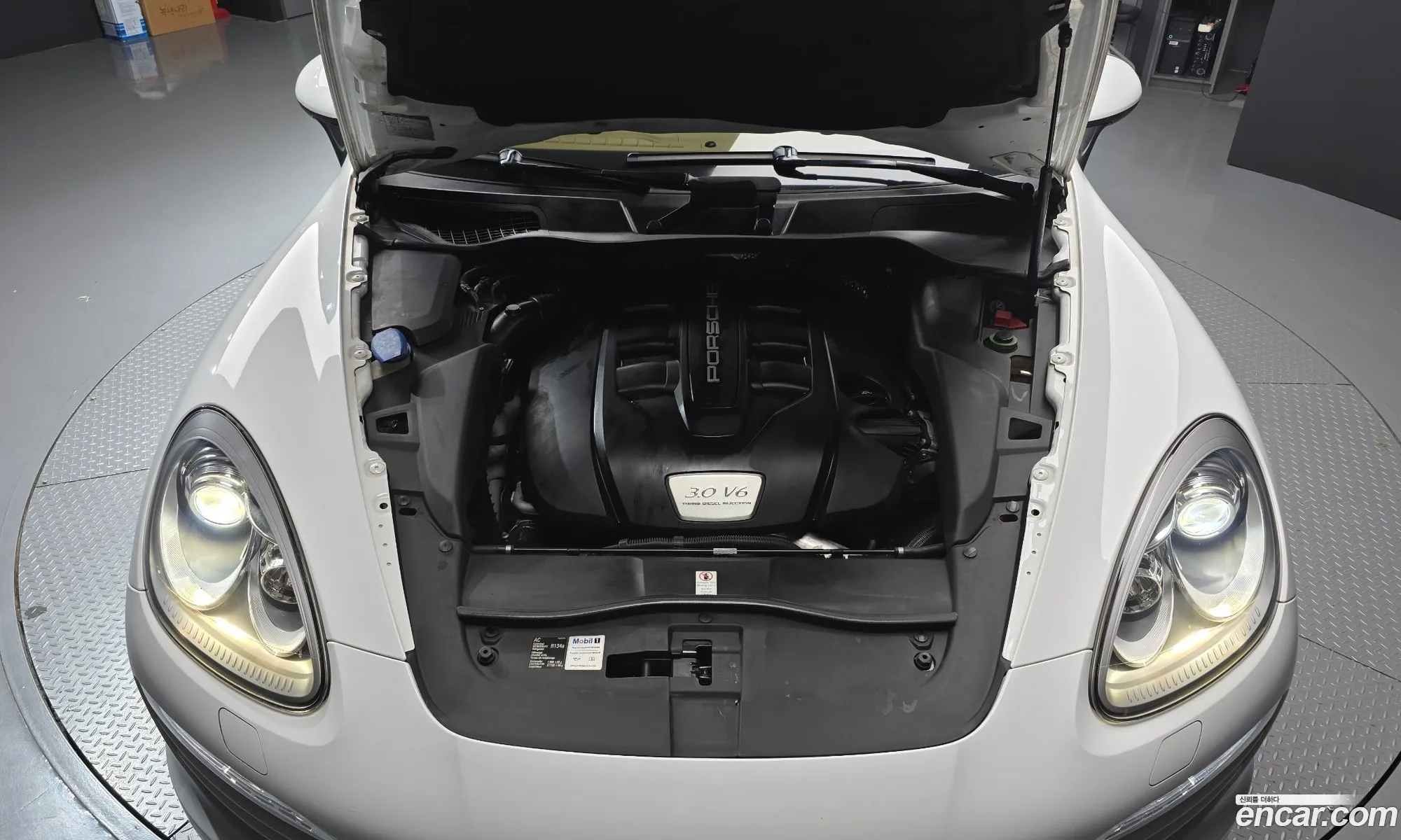 Porsche Cayenne 2013 WP1AF2927ELA36114 — 19