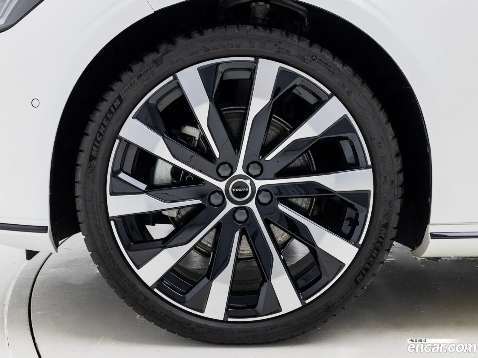 Volvo S90 2025 — 14