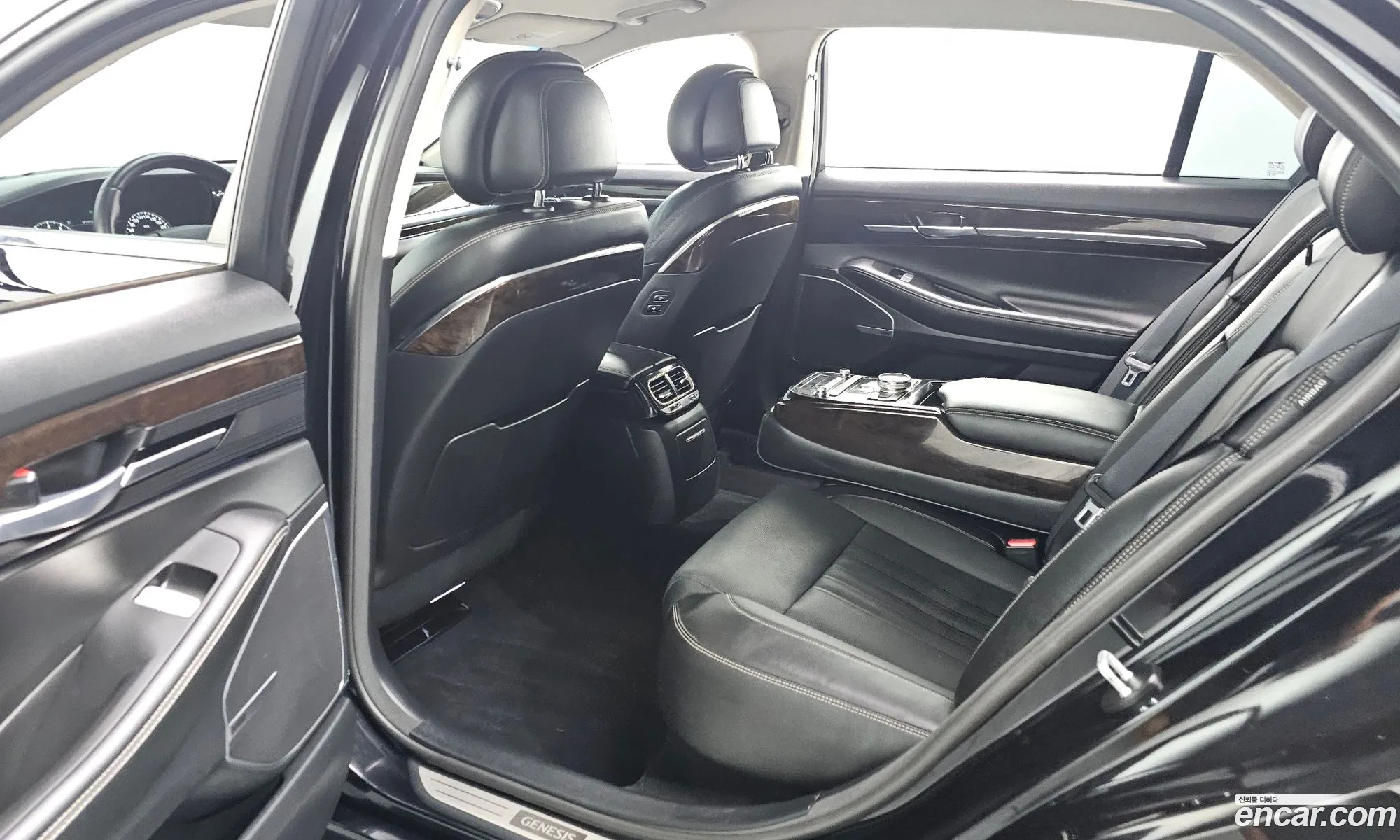 Genesis G90 2021 — 13