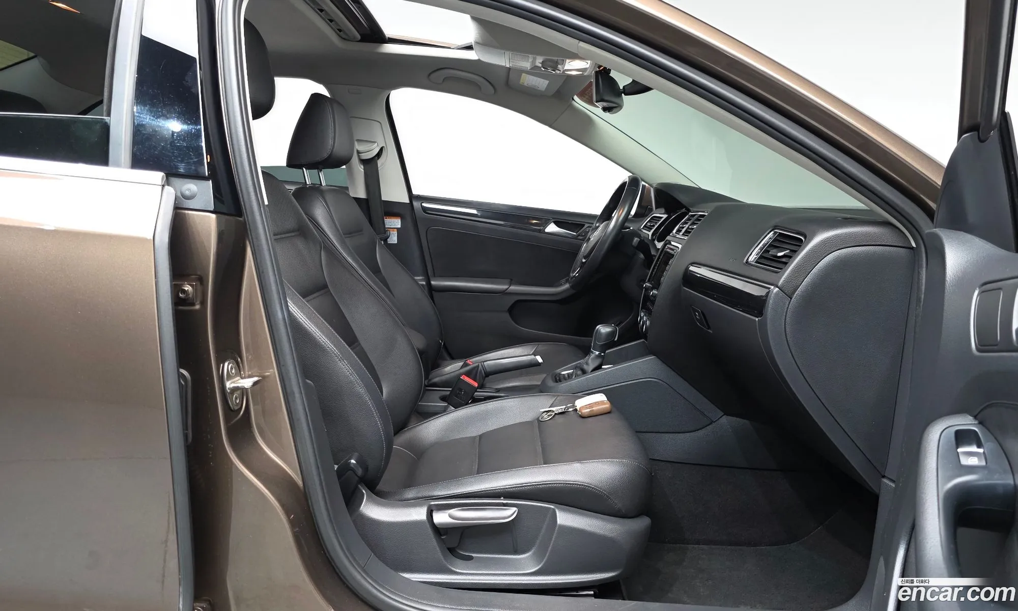 Volkswagen Jetta 2015 — 15