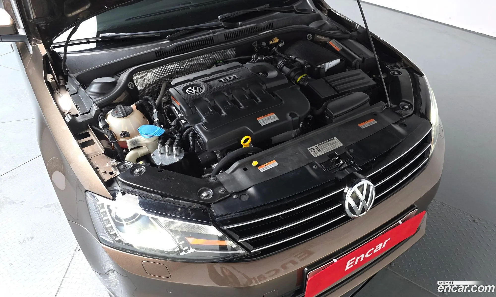 Volkswagen Jetta 2015 — 25