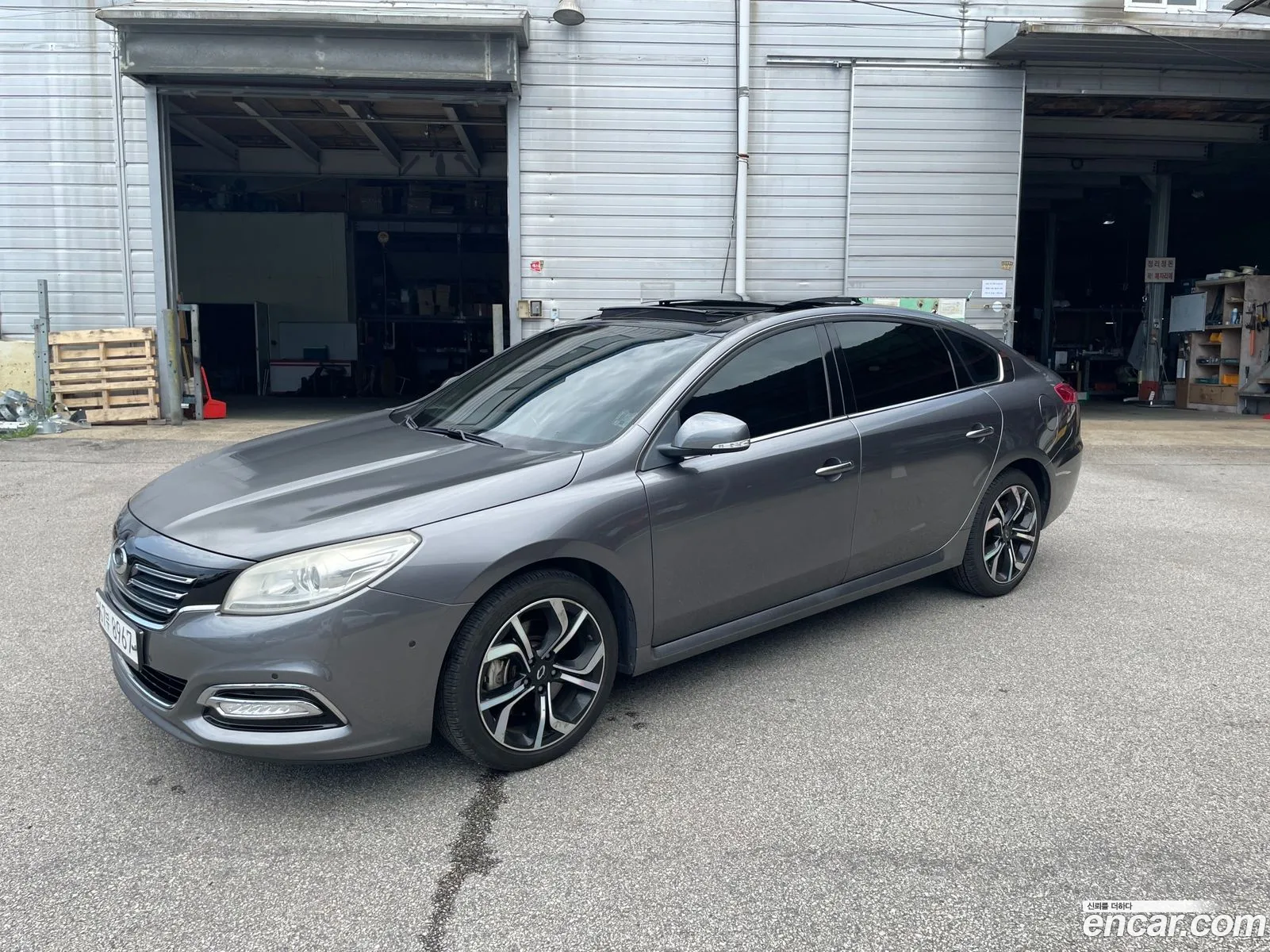 Renault Korea (Samsung) SM7 Nova 2015 — 10