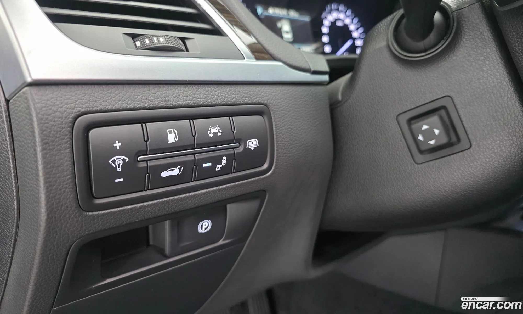 Genesis G80 2017 KMHGM41DDHU232634 — 28