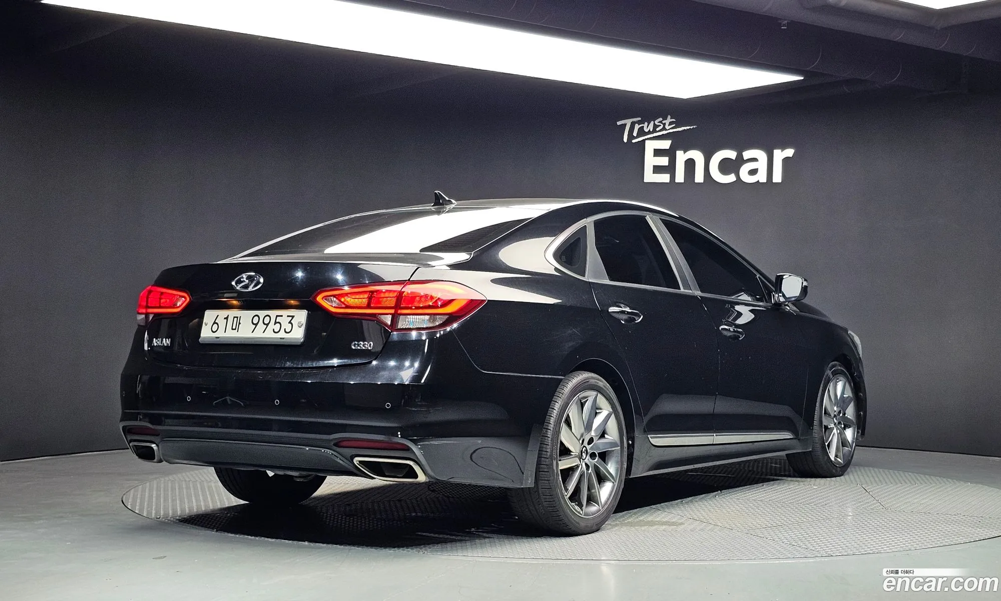 Hyundai Aslan 2015 — 16