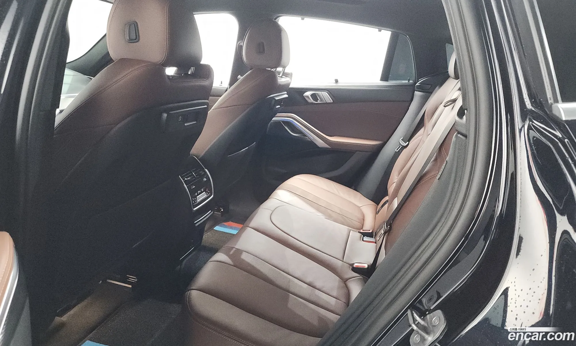 BMW X6 2022 WBACY610111111111 — 9