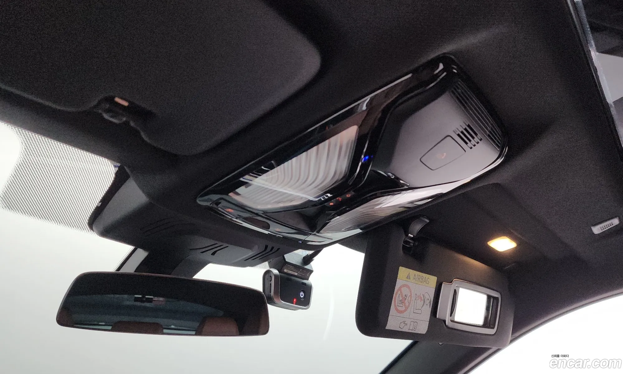 BMW X6 2022 WBACY610111111111 — 25