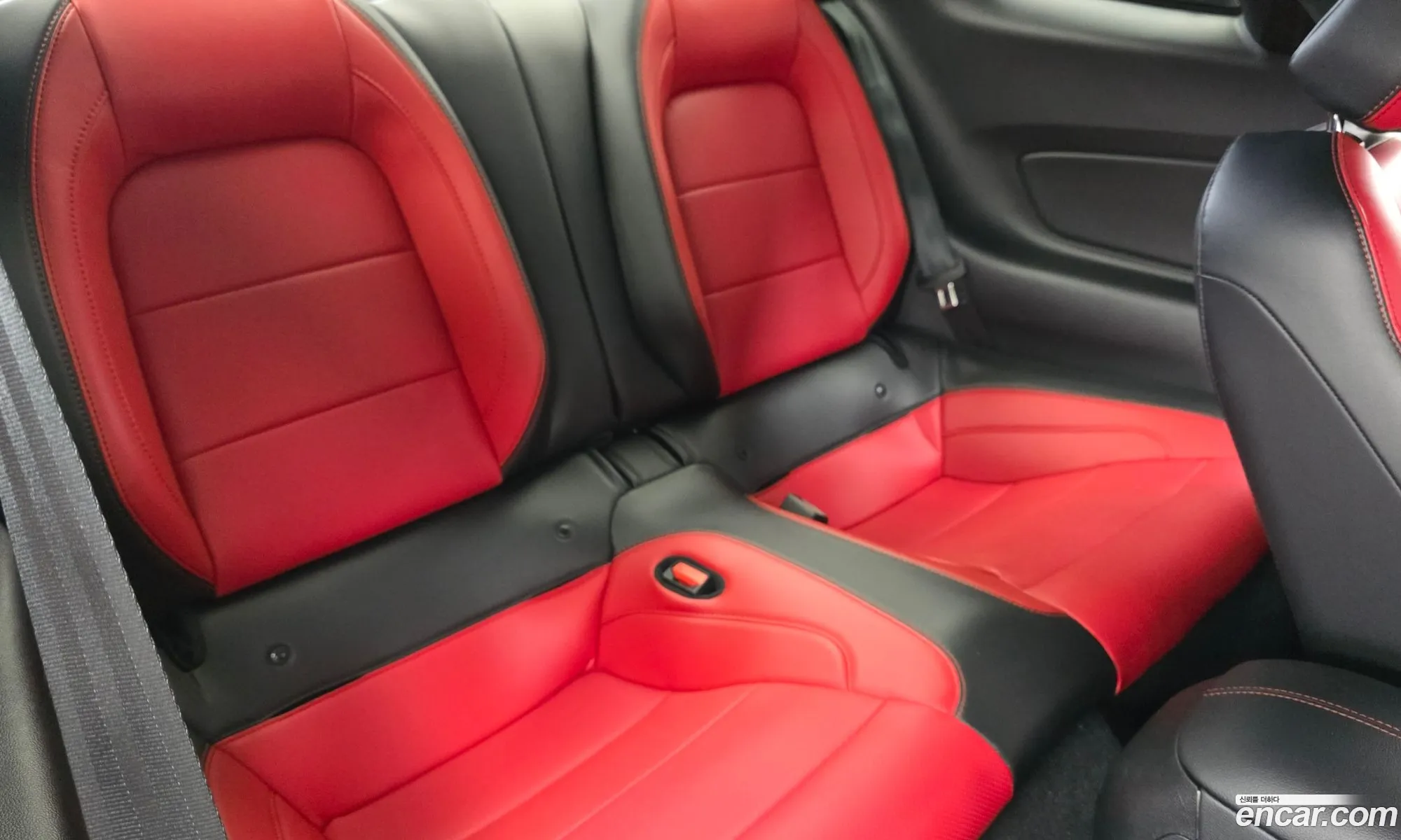Ford Mustang 2023 — 21