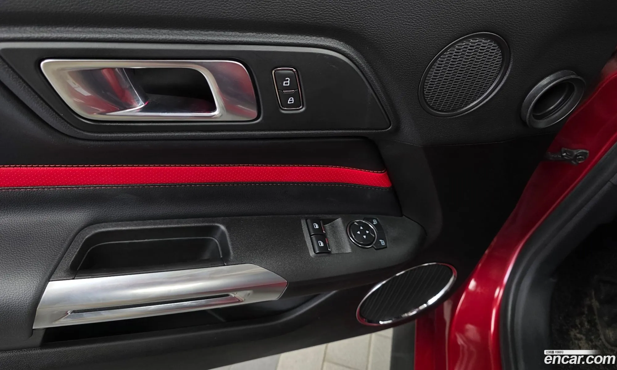 Ford Mustang 2023 — 22