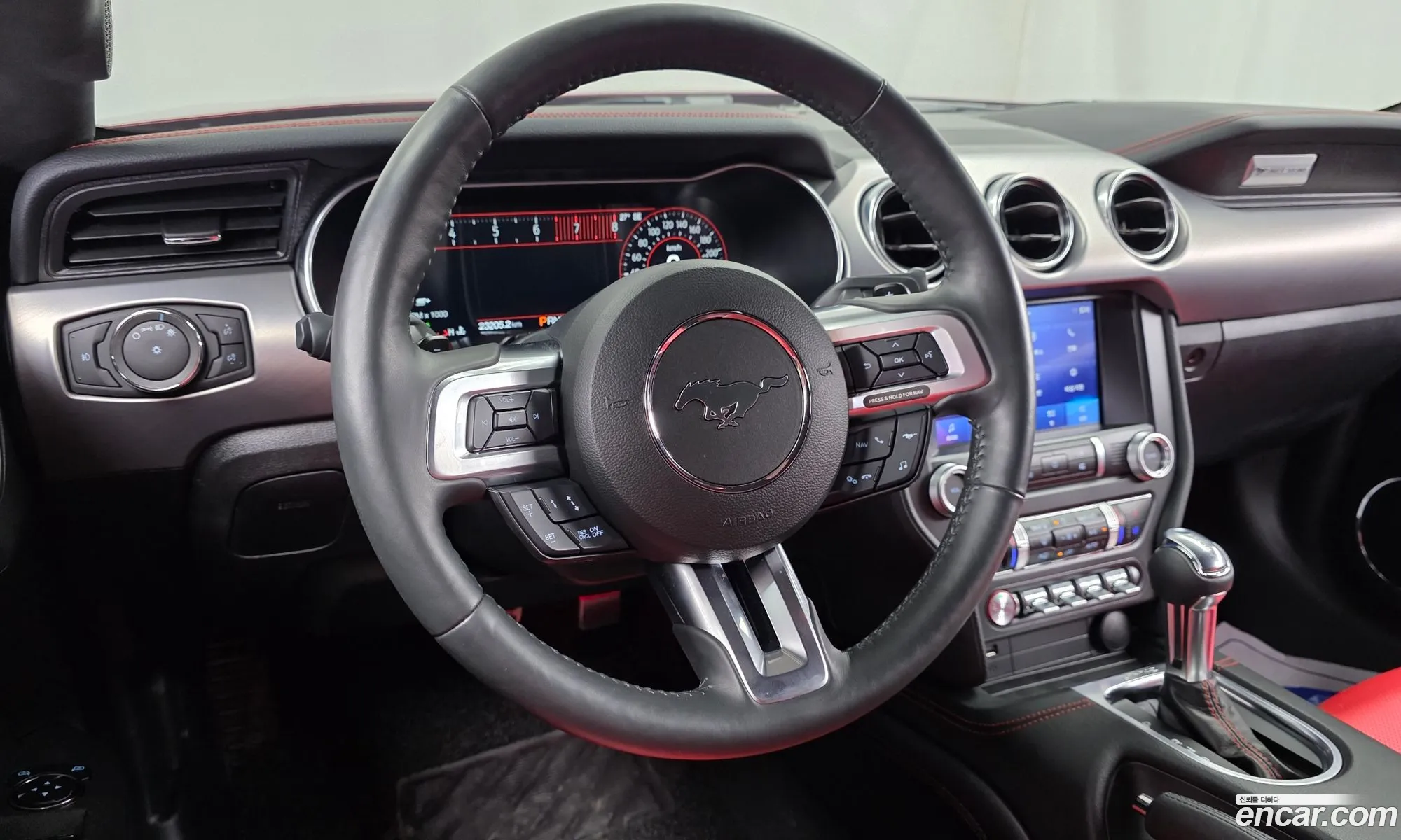 Ford Mustang 2023 — 5