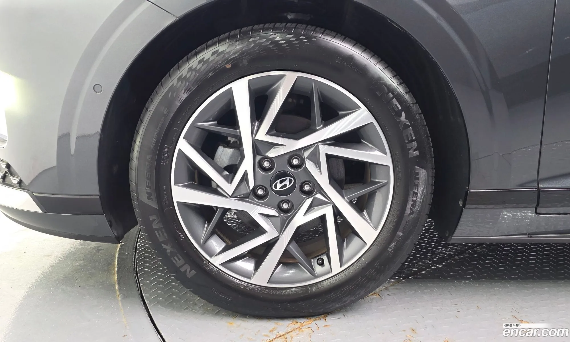 Hyundai Grandeur Hybrid