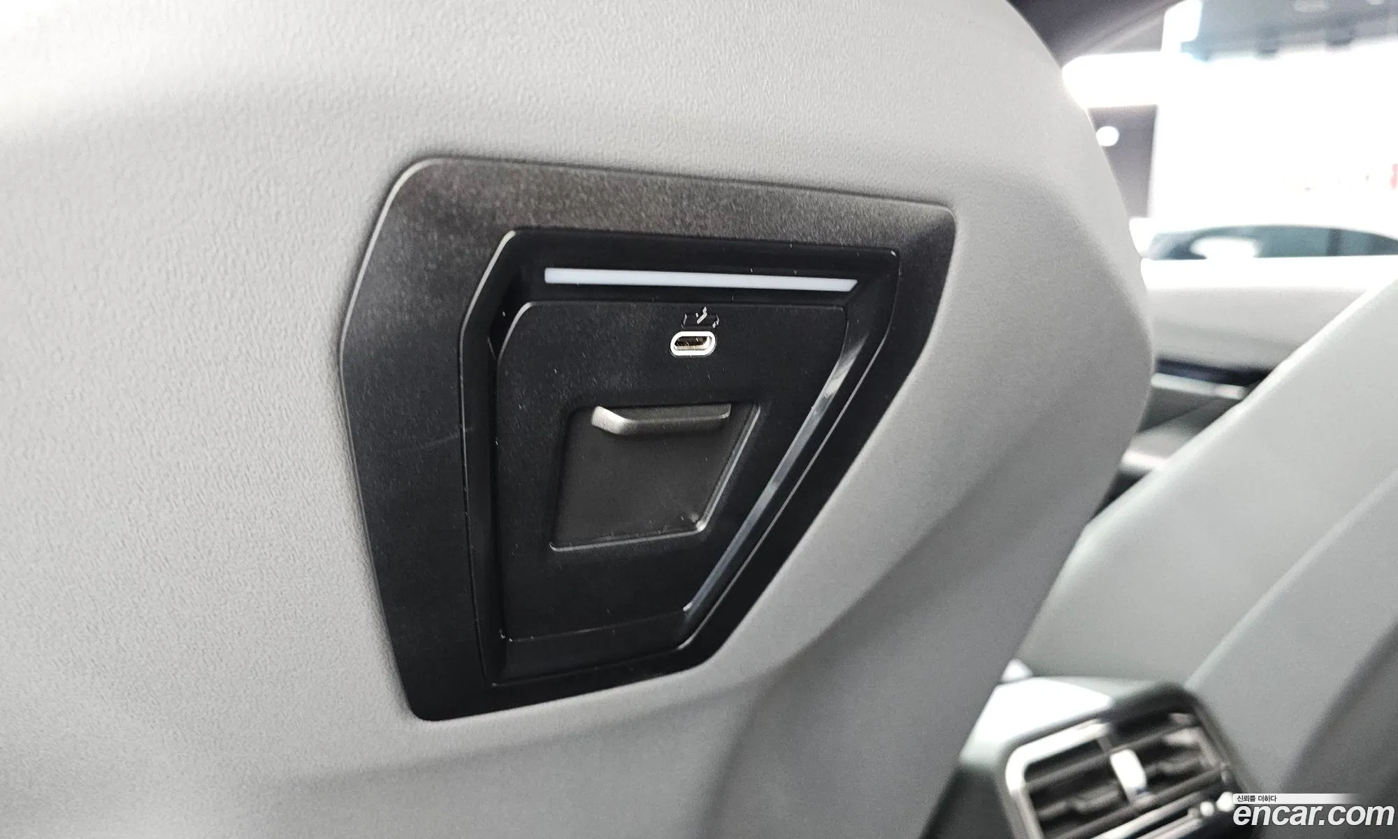 BMW 5 Series 2025 WBA51FJ08SCV35662 — 25