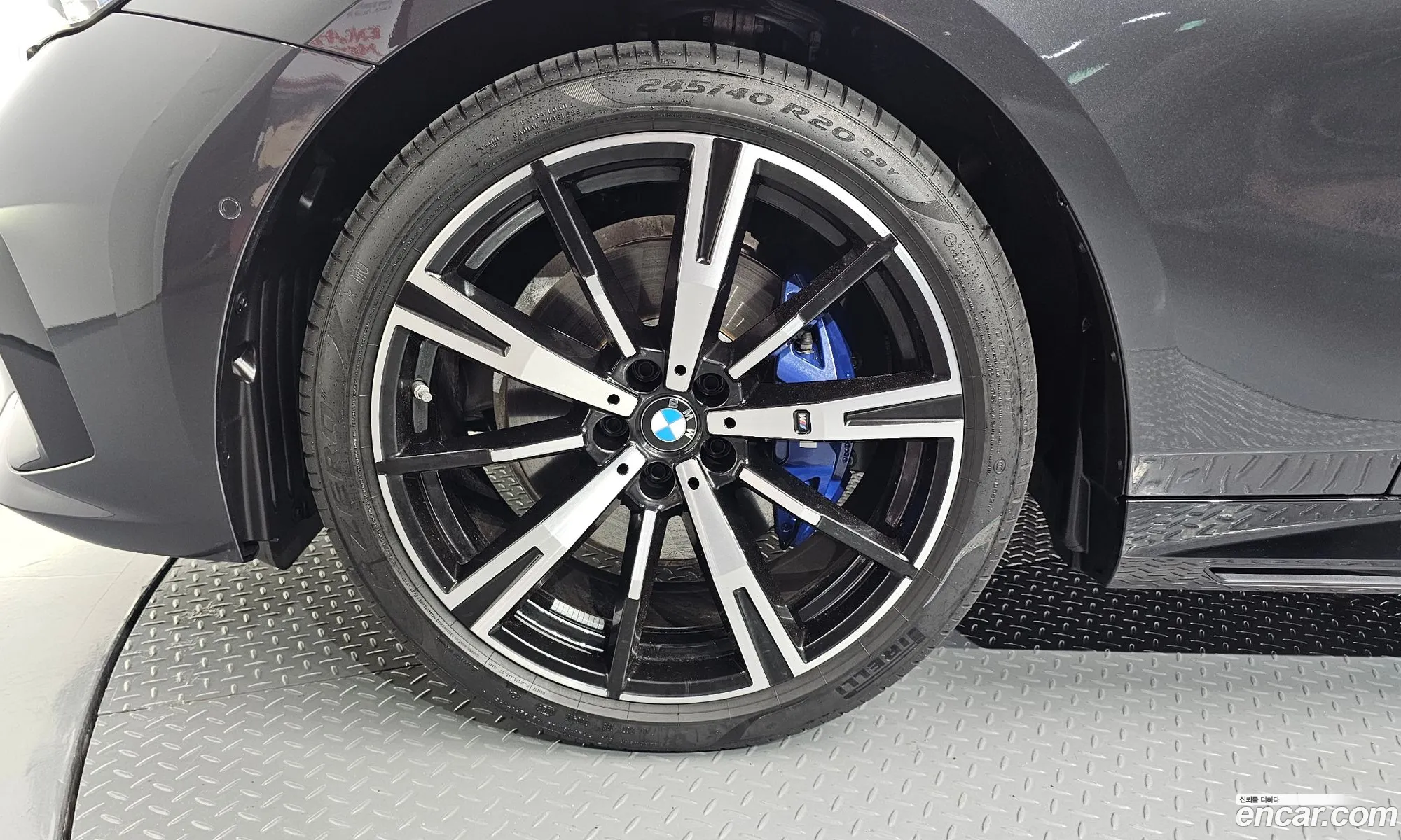 BMW 5 Series 2025 WBA51FJ08SCV35662 — 16