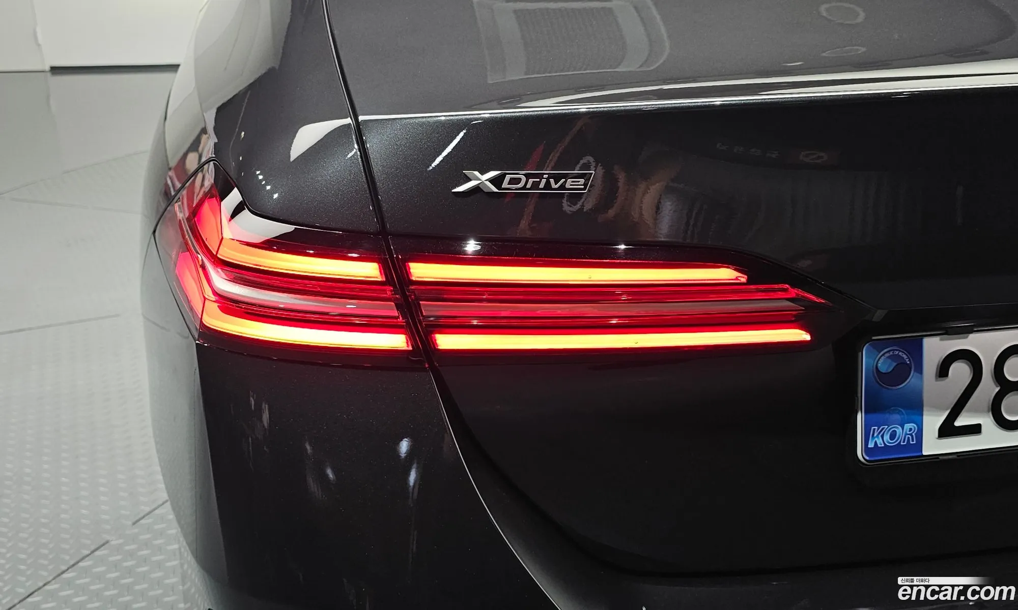 BMW 5 Series 2025 WBA51FJ08SCV35662 — 23