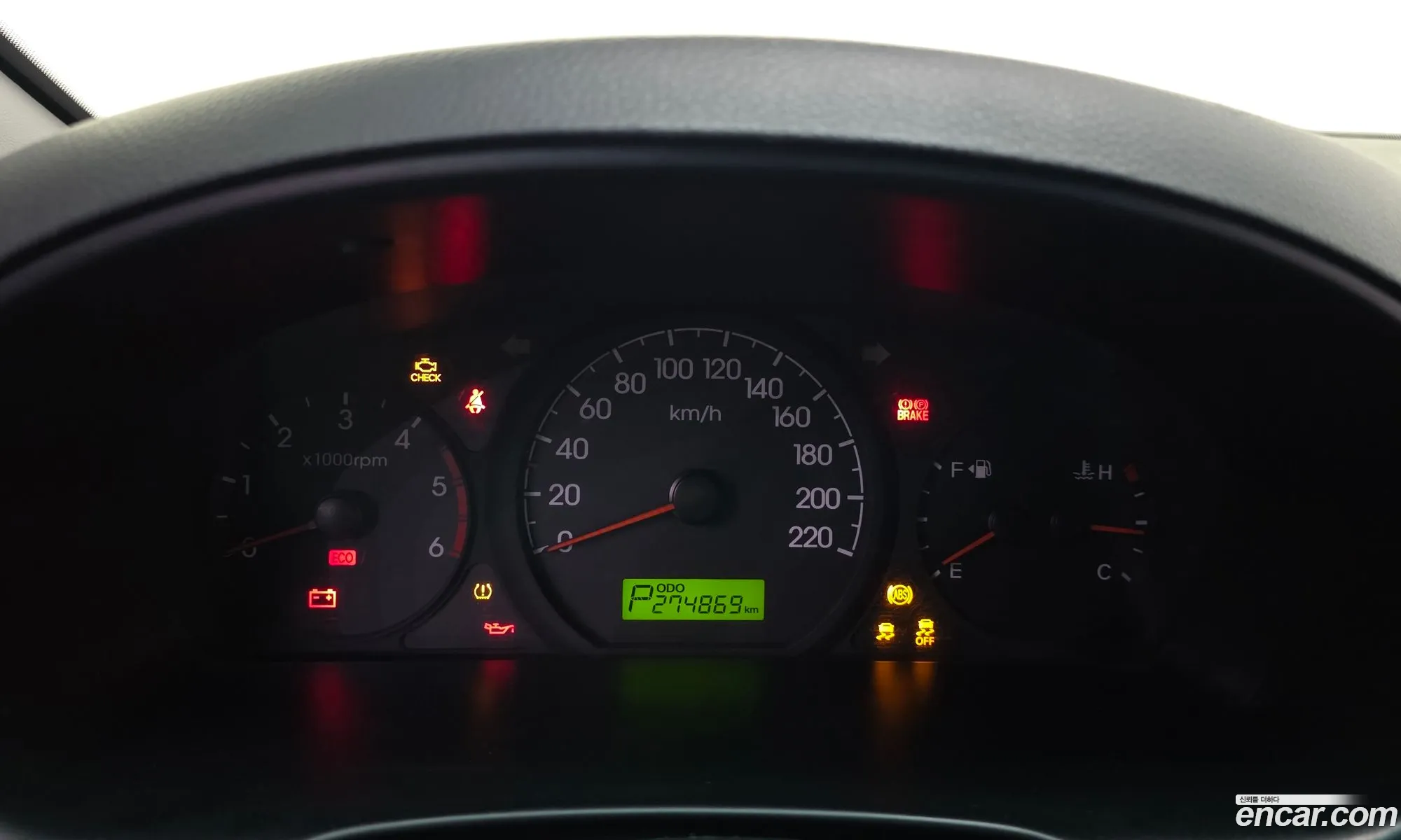 Hyundai Grand Starex 2015 — 12
