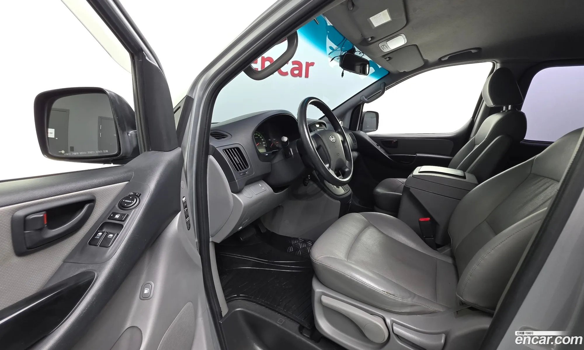Hyundai Grand Starex 2015 — 10