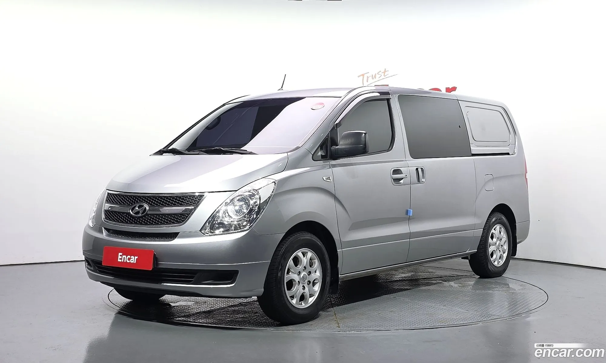 Hyundai Grand Starex 2015 — 19