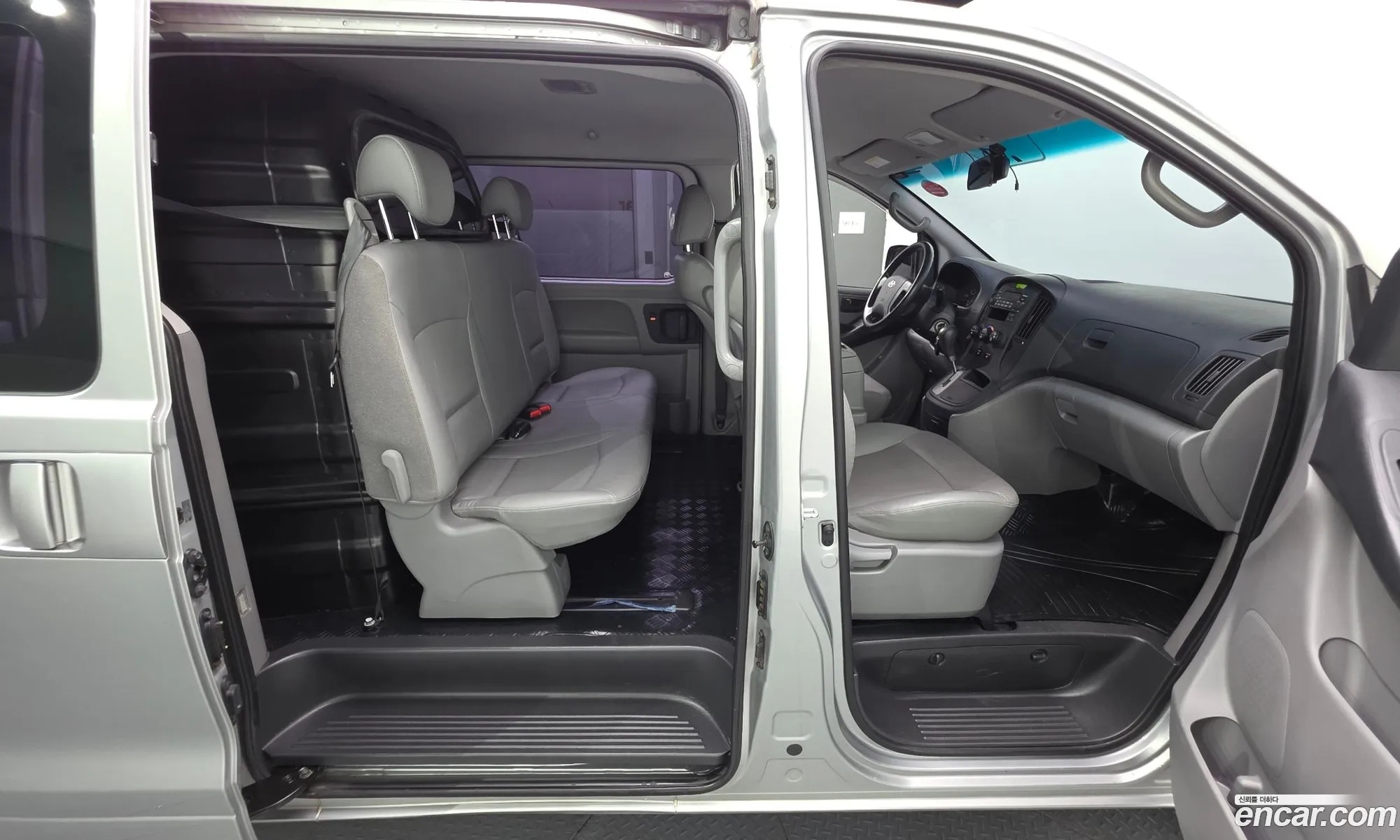 Hyundai Grand Starex 2015 — 9