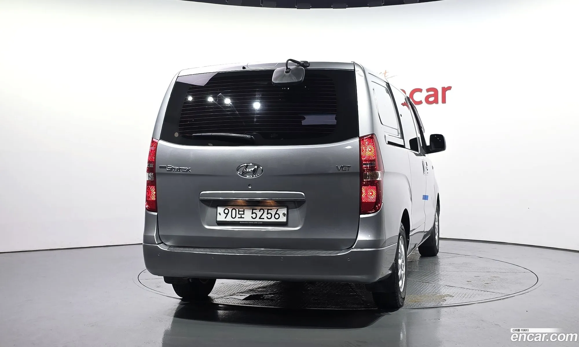 Hyundai Grand Starex 2015 — 14