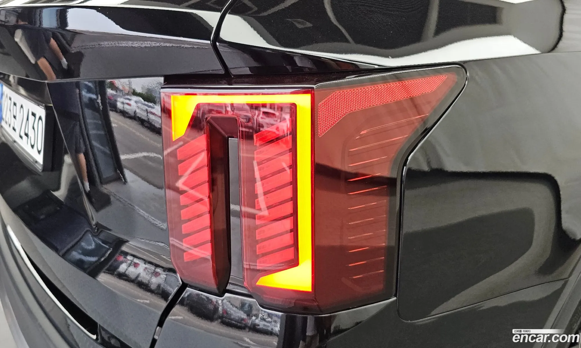 Kia Sorento 2023 KNARM81FGRA249766 — 33