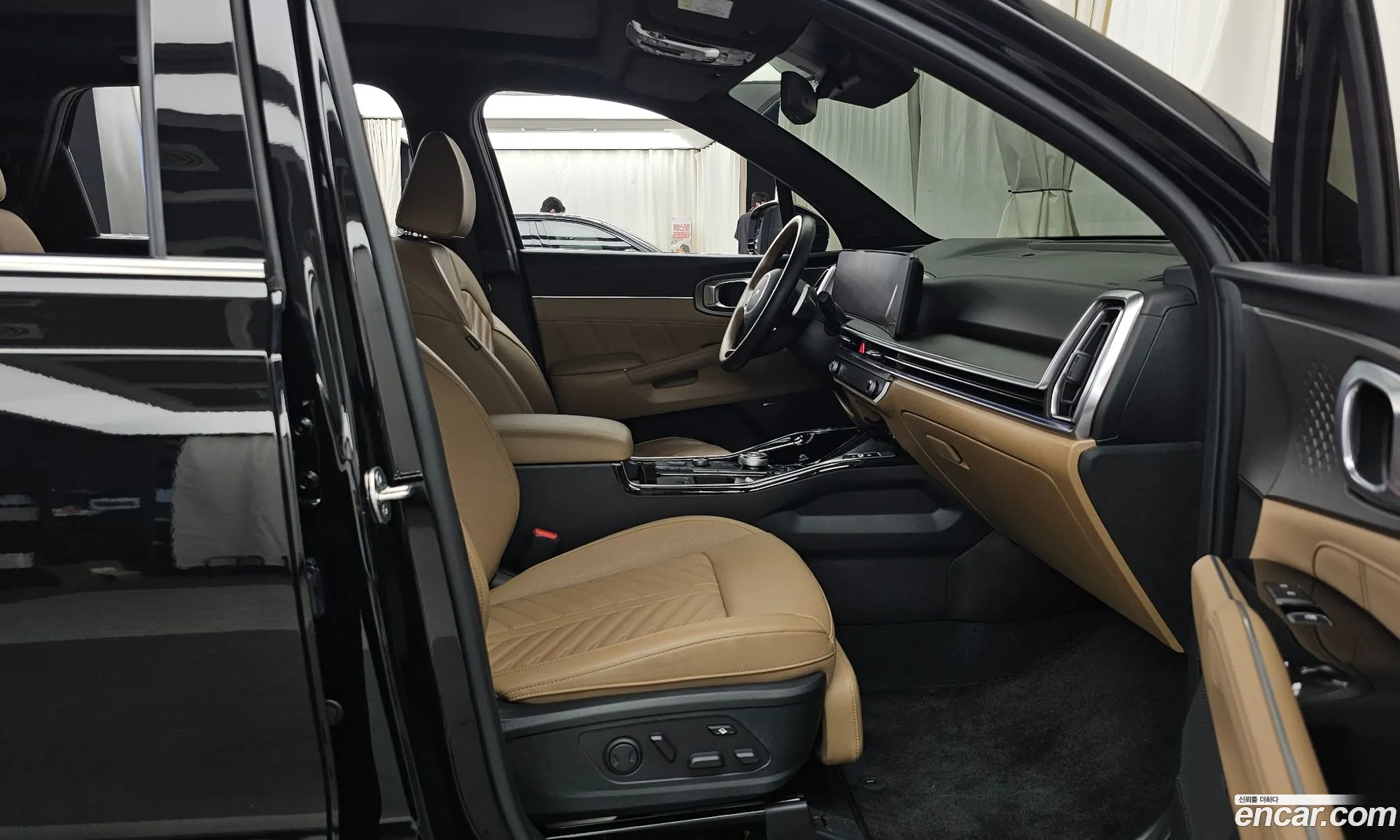 Kia Sorento 2023 KNARM81FGRA249766 — 25