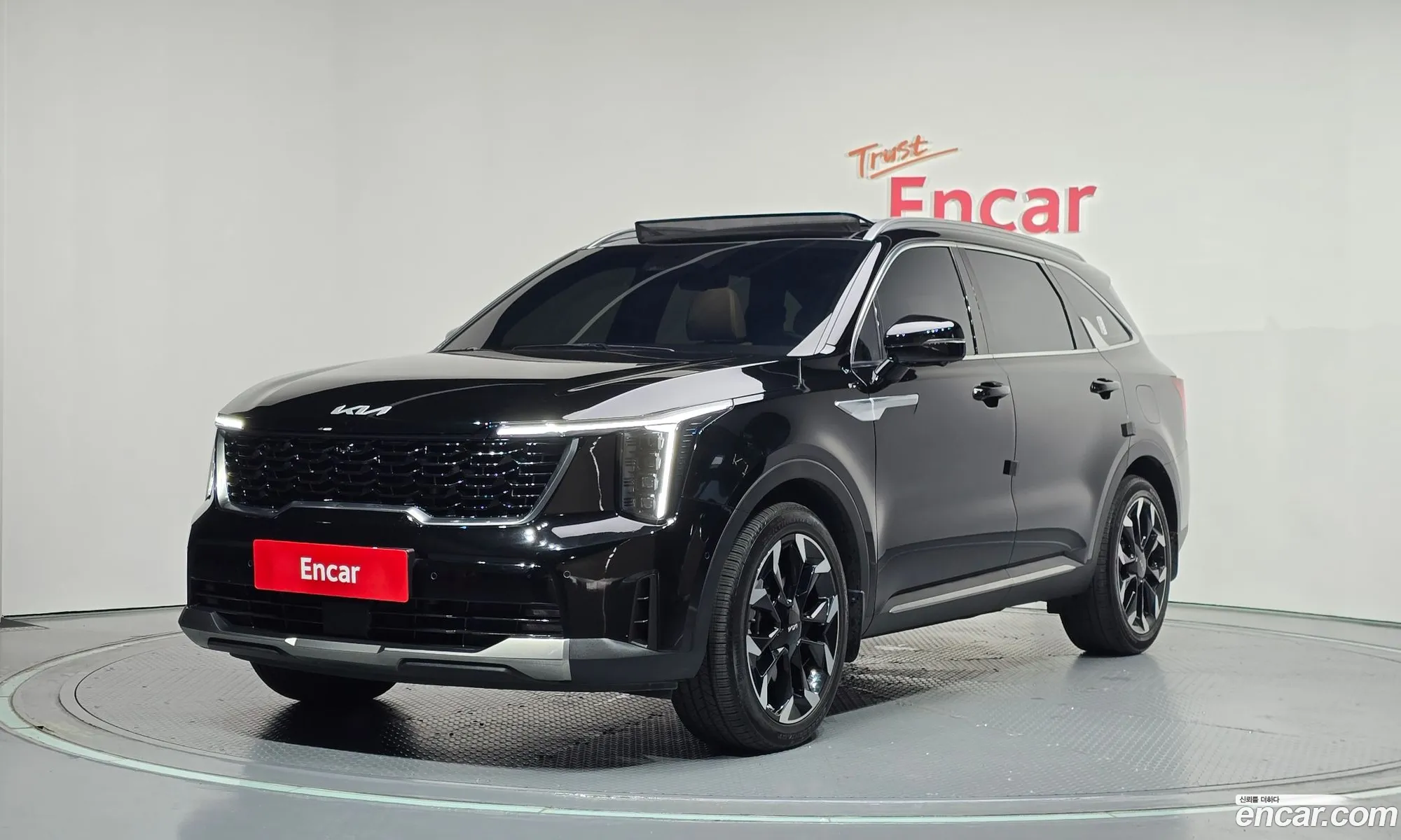 Kia Sorento 2023 KNARM81FGRA249766 — 4