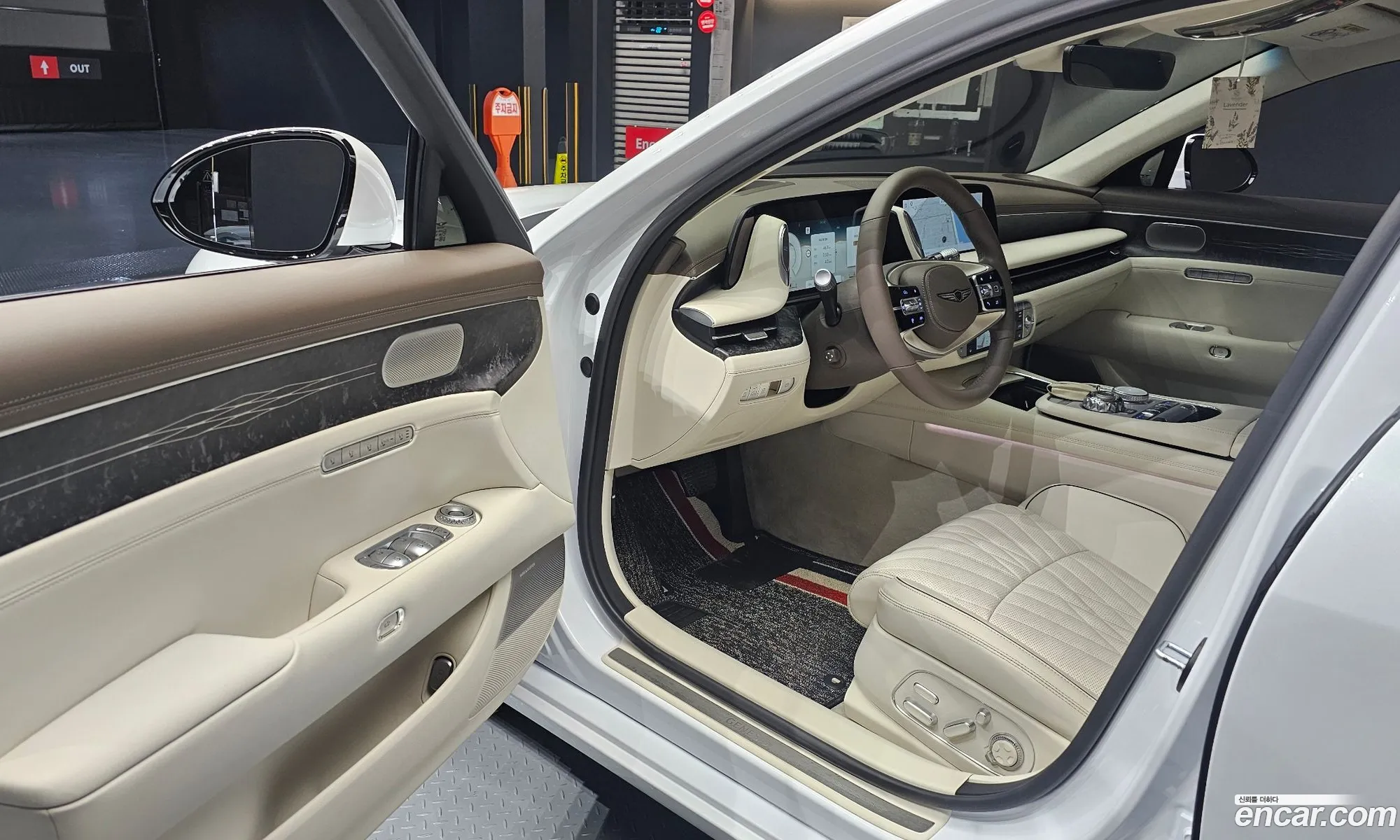 Genesis G90 2022 KMTFA41DDPU021276 — 11