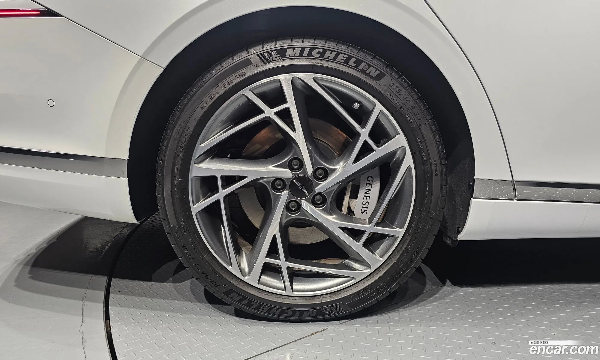 Genesis G90 2022 KMTFA41DDPU021276 — 10
