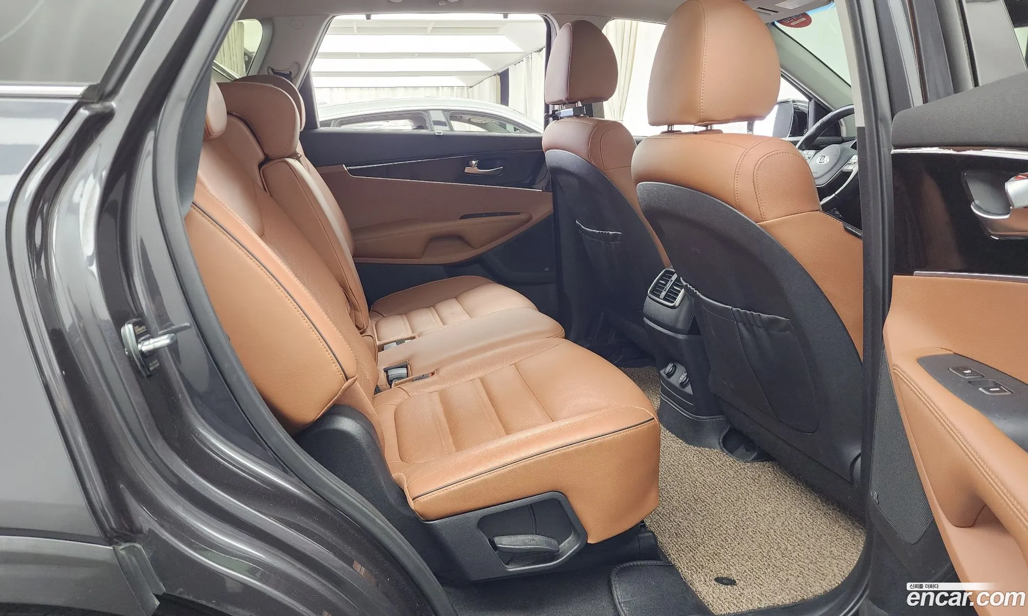 Kia Sorento 2018 — 16