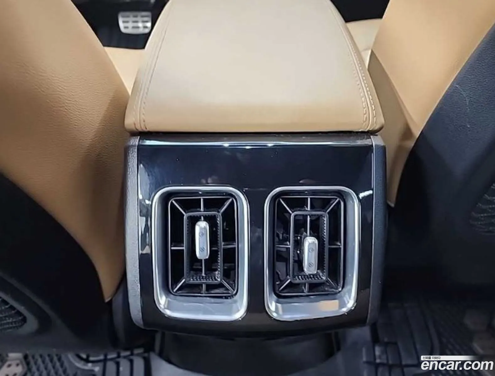 Kia Sorento 2022 — 14
