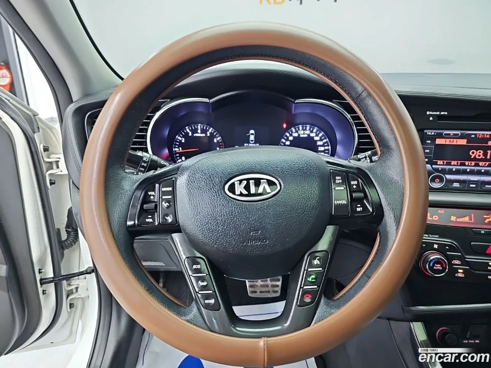 Kia K5 2011 — 4