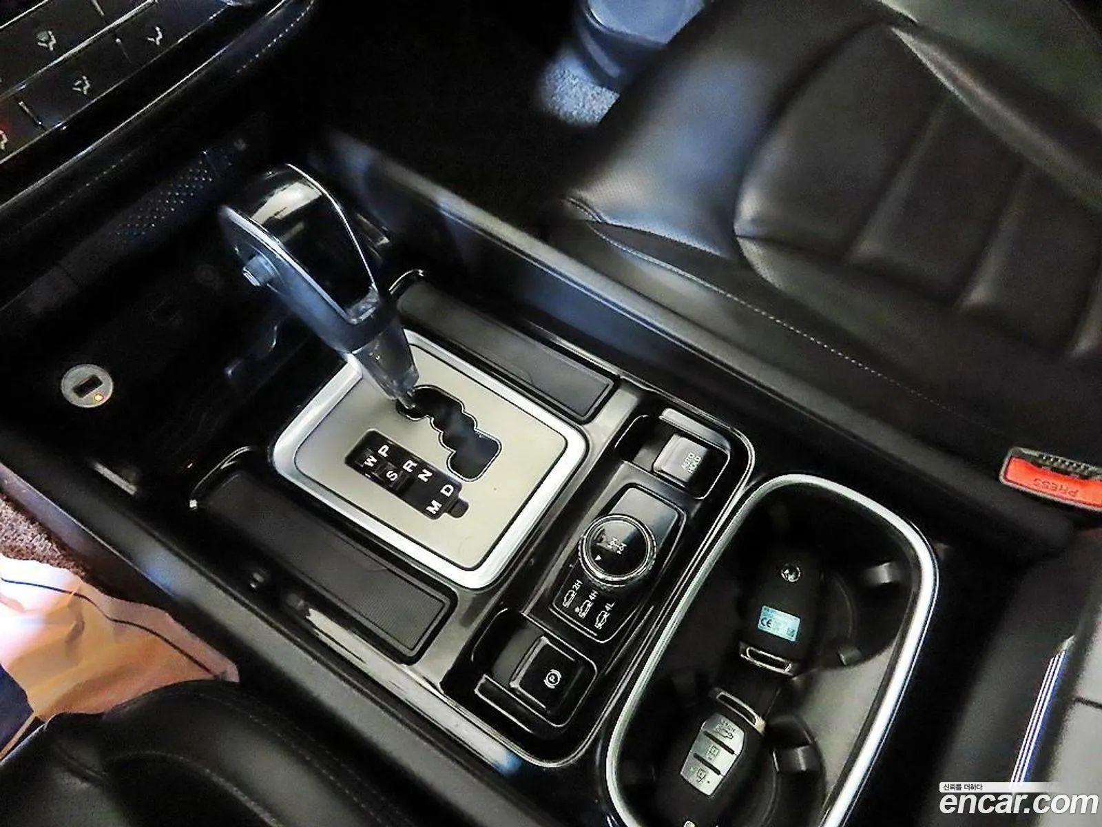 KG Mobility (SsangYong) G4 Rexton 2018 — 11