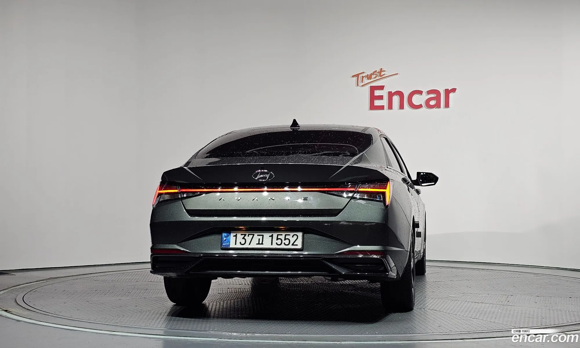 Hyundai Elantra 2021 — 24