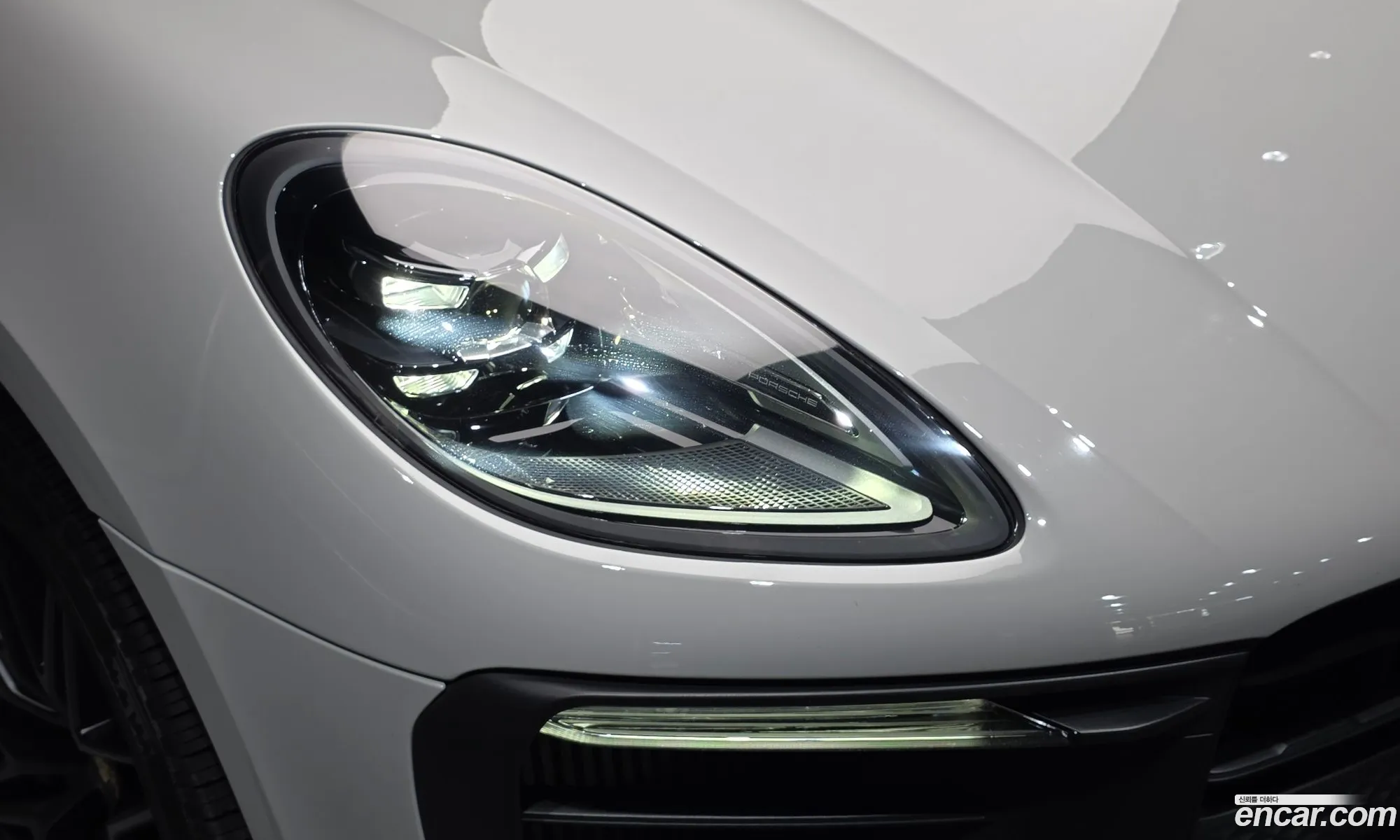 Porsche Macan 2023 WP1AF2951PLB55659 — 19