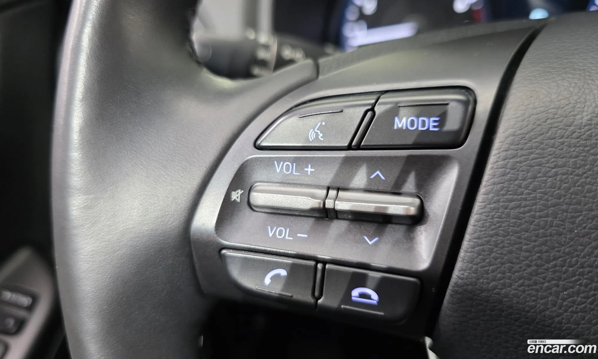 Hyundai Kona 2017 — 21
