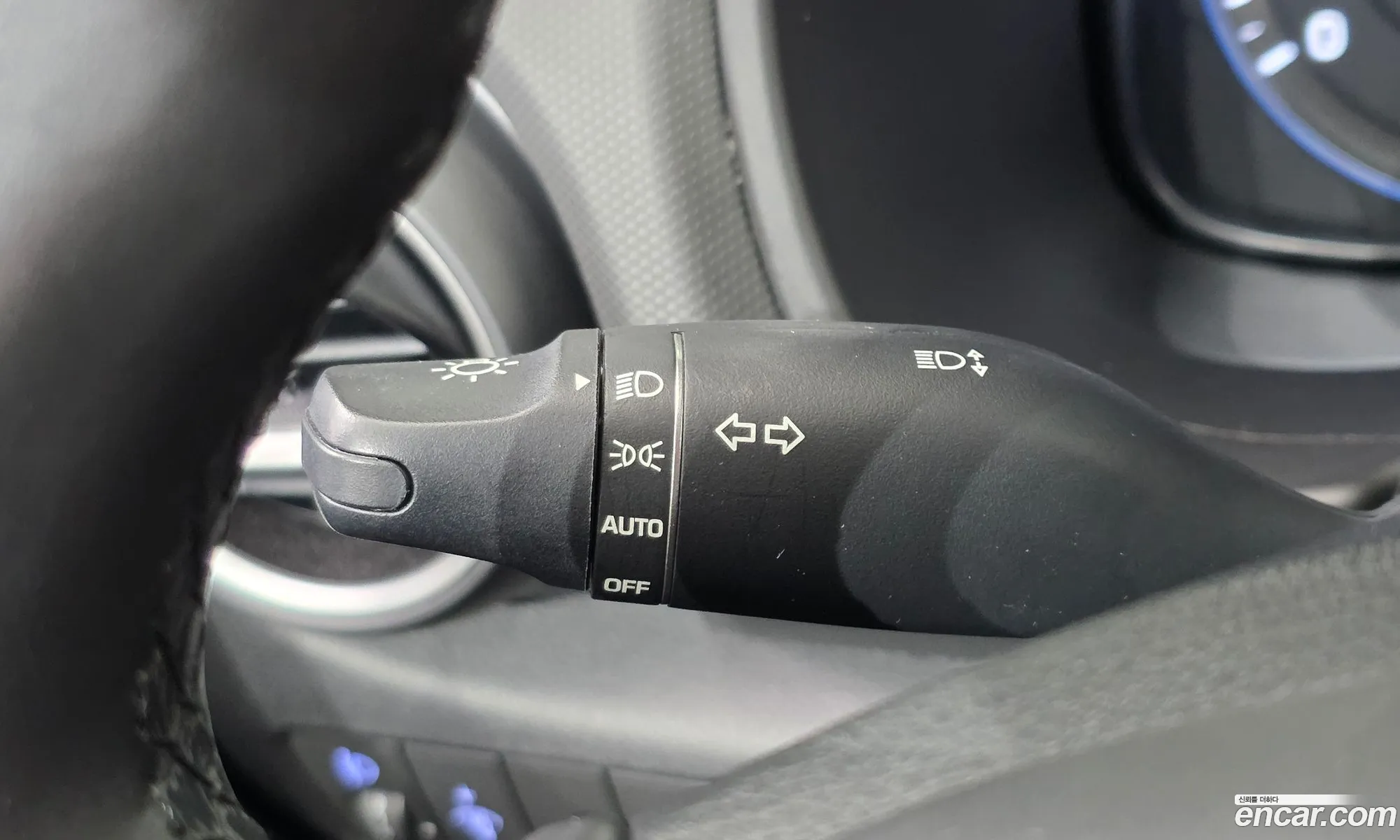 Hyundai Kona 2017 — 16