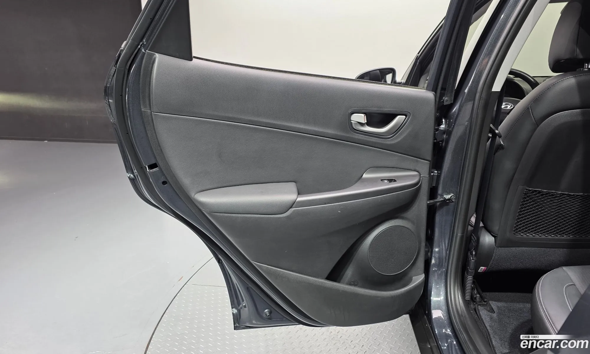 Hyundai Kona 2017 — 23