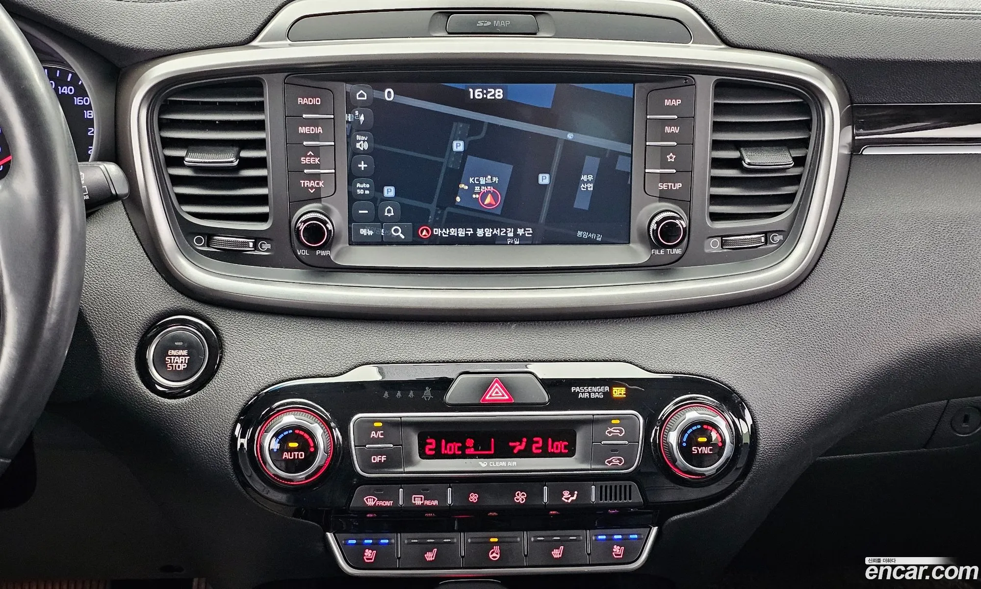 Kia Sorento 2018 KNAPG81ABKA476610 — 16