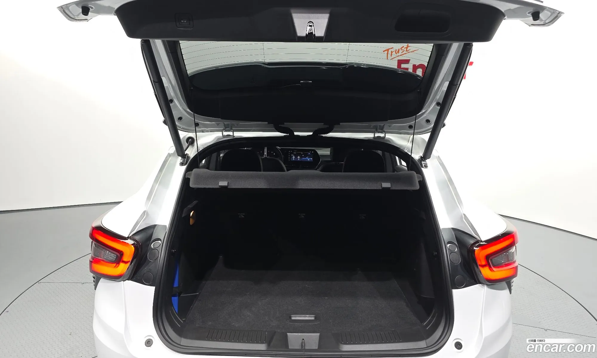 Chevrolet (GM Daewoo) Trax Crossover 2023 — 3