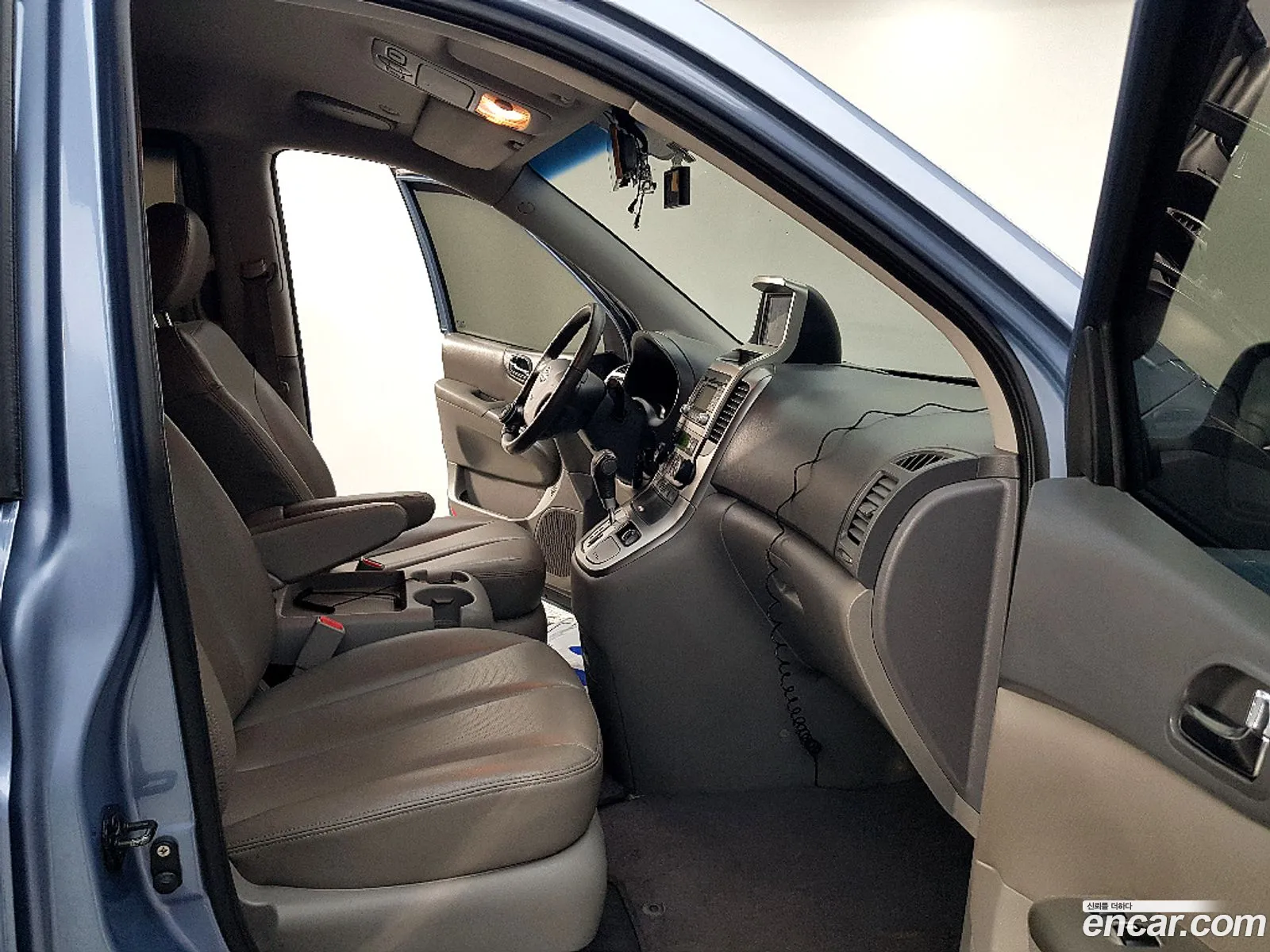 Kia Grand Carnival 2009 — 6