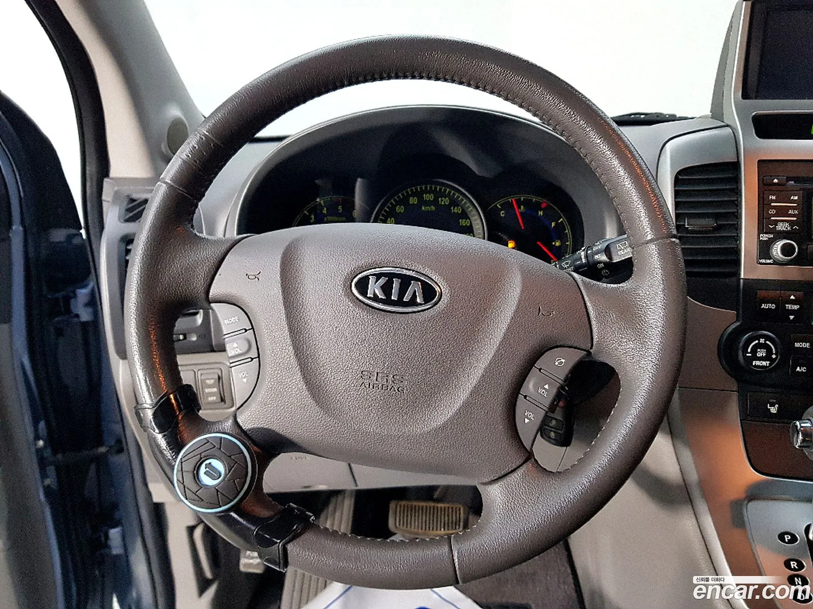 Kia Grand Carnival 2009 — 13