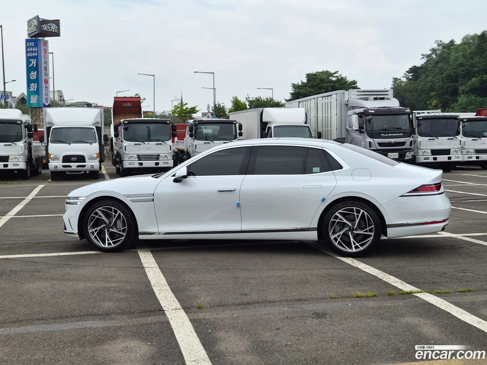 Genesis G90 2023 — 11