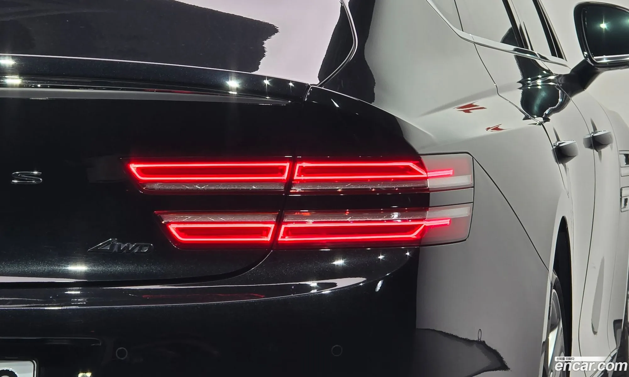 Genesis G80 2022 — 23