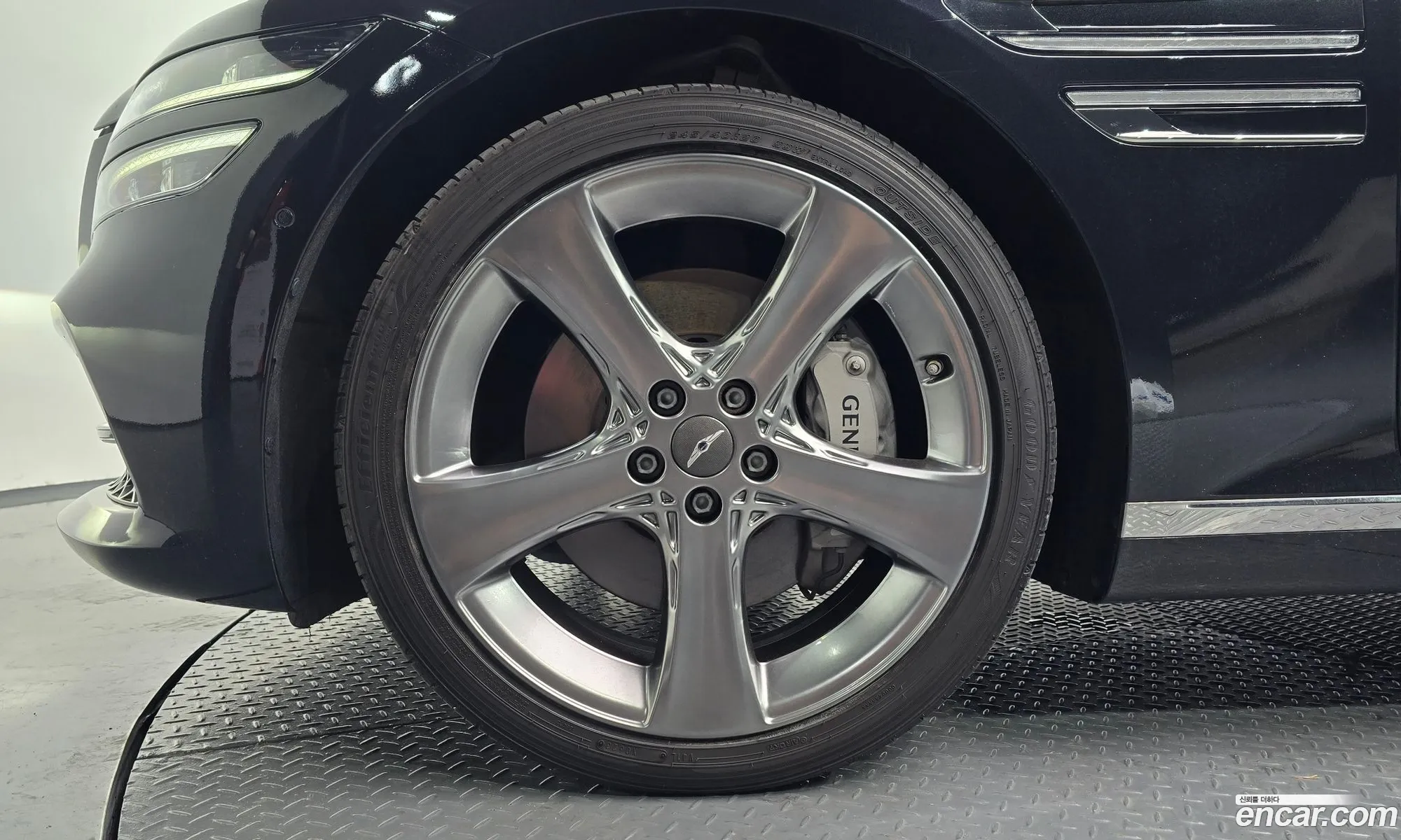 Genesis G80 2022 — 24
