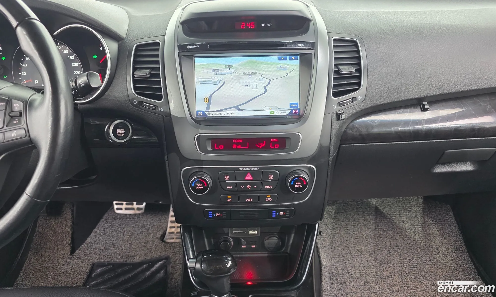 Kia Sorento R