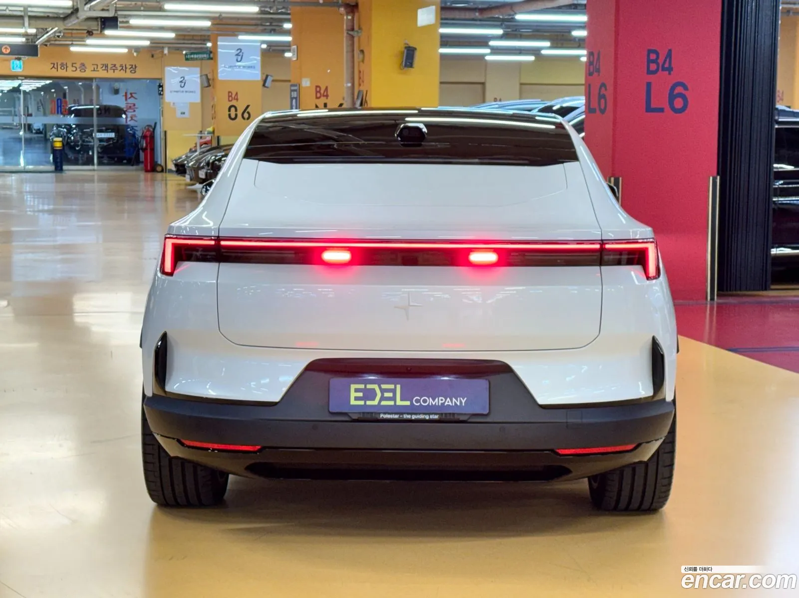 Polestar Polestar 4 2025 — 12