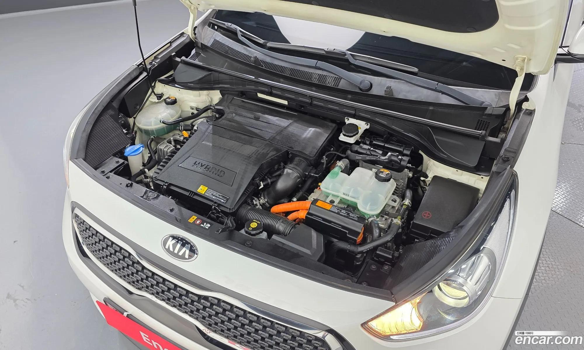 Kia Niro 2017 KNACA81CGHA072090 — 2