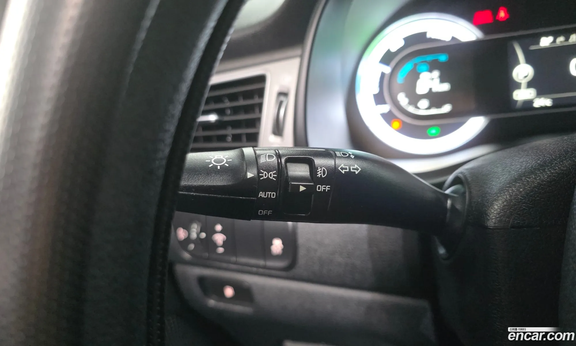 Kia Niro 2017 KNACA81CGHA072090 — 34