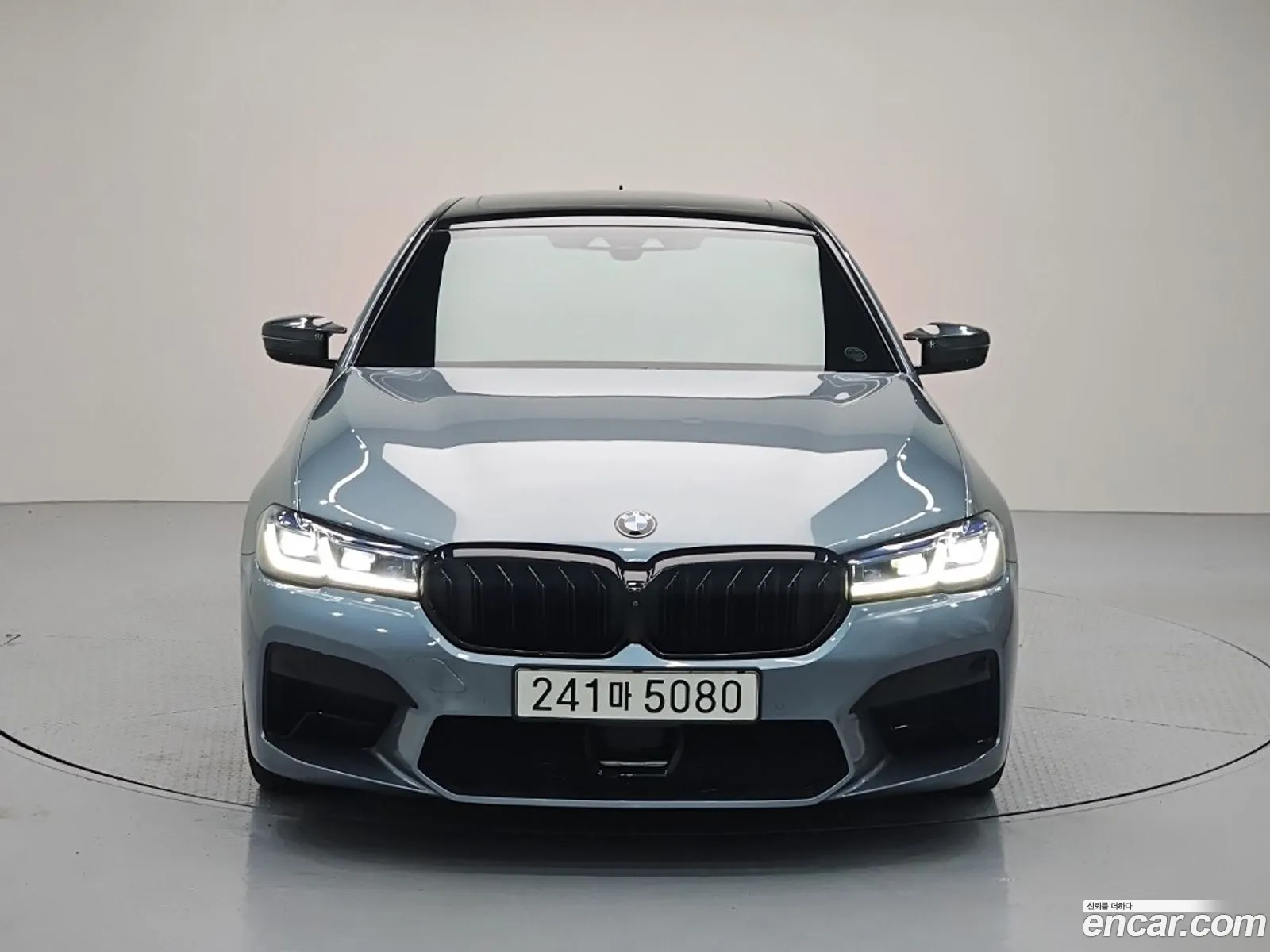 BMW 5 Series 2018 — 18