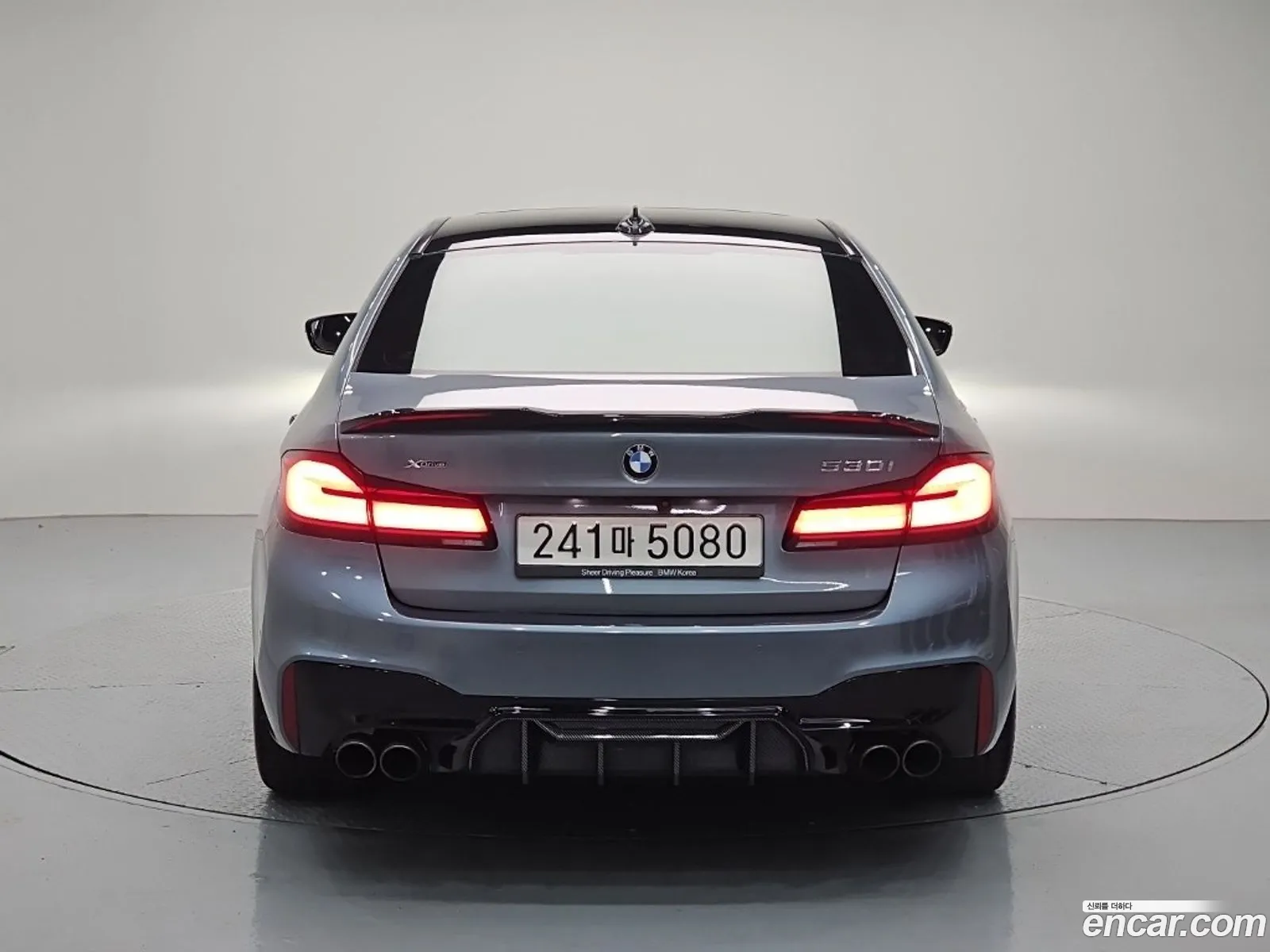 BMW 5 Series 2018 — 11