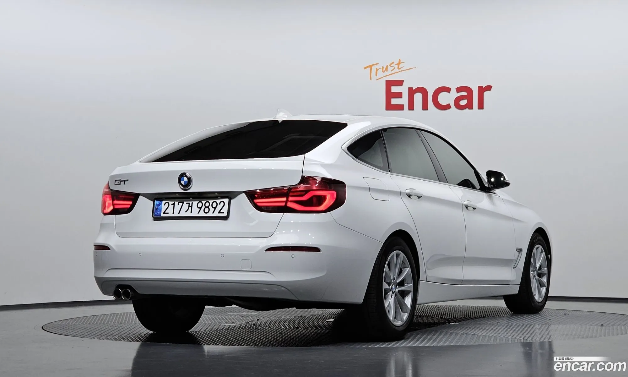 BMW 3 Series GT 2020 — 32